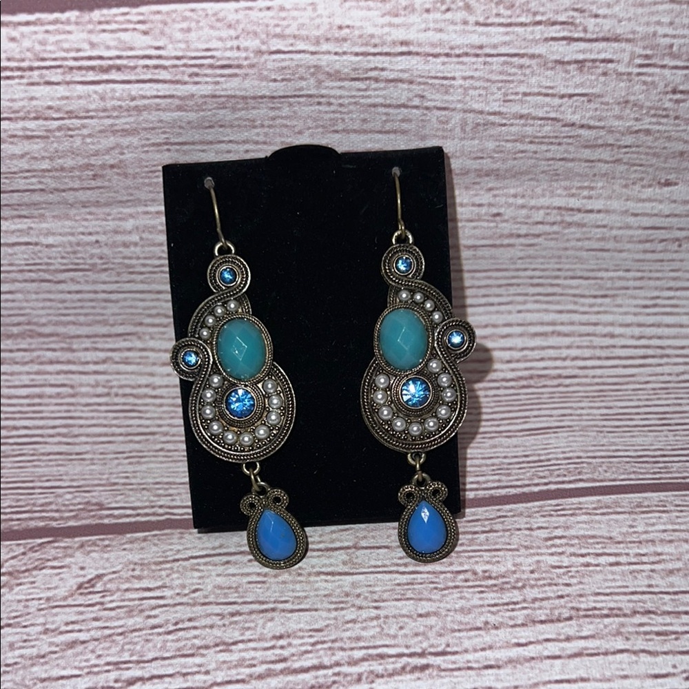 Elegant Blue and Silver Dangle Earrings
